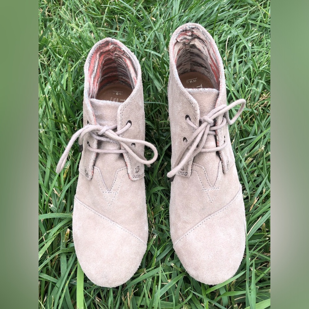 Toms Kala Desert Wedge Ankle Boot